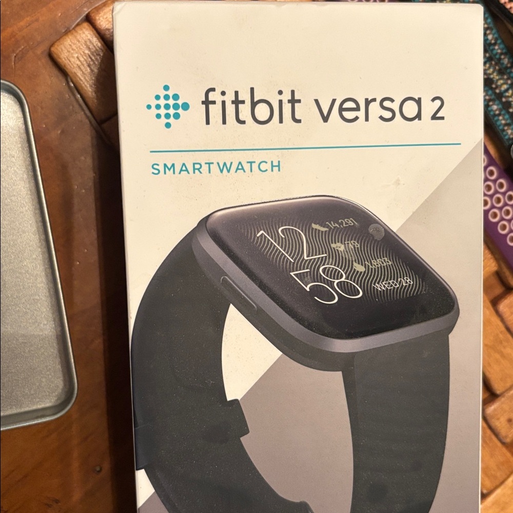 Fitbit Versa 2 - Picture 2 of 6